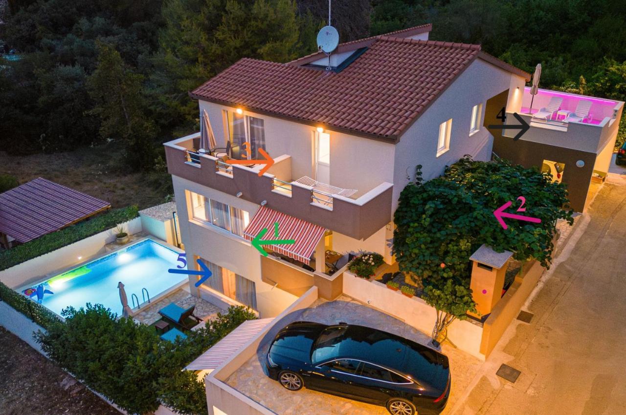 Bruno'S Poolside Apartments - Near Beach Трогир Экстерьер фото